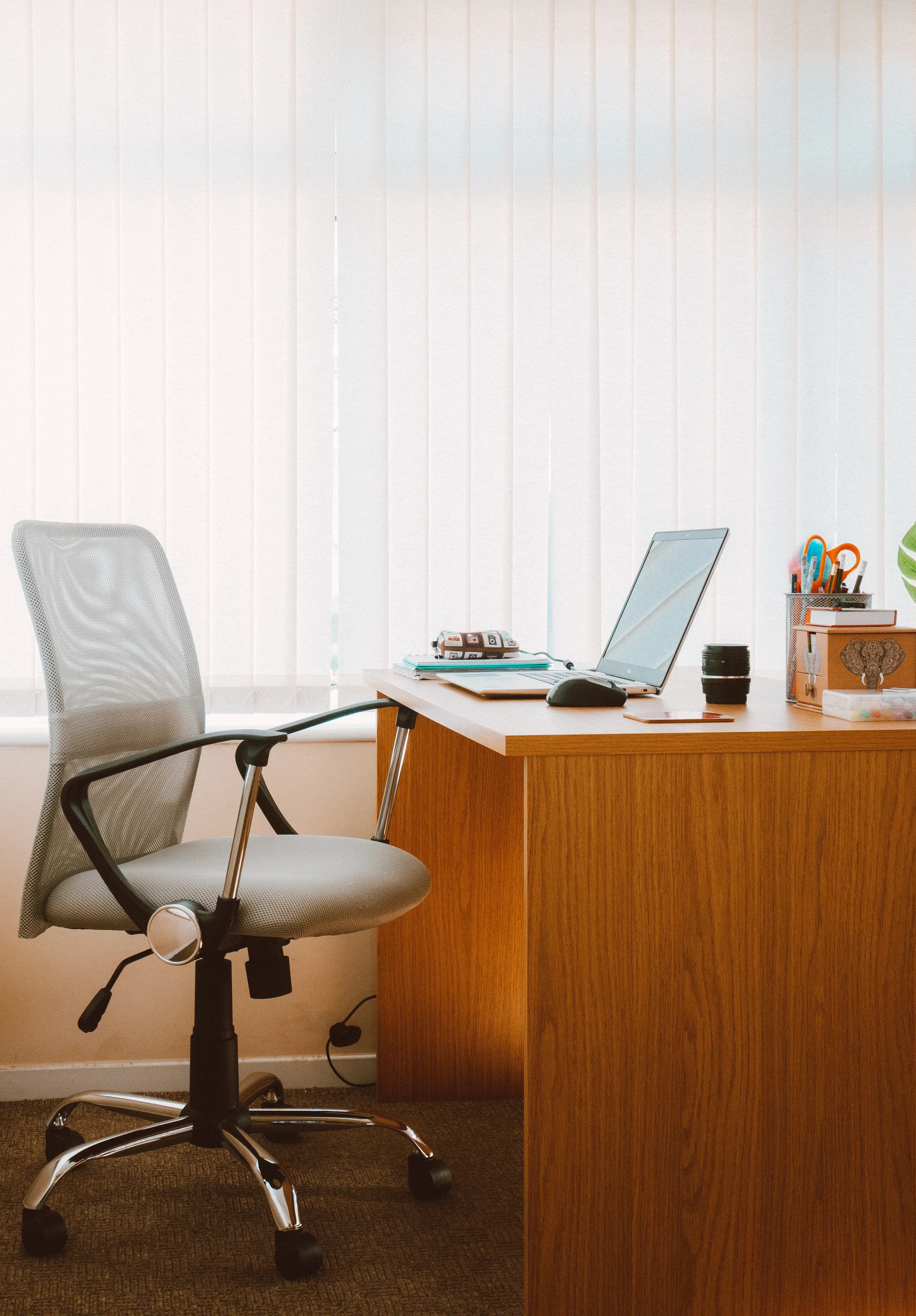 Ergonomic office chair